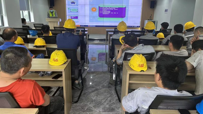 协议班与普通班：建造师考试难度差异解析**